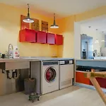 Stylish Garden-gem By Lake: Pet-friendly & Apartament *
