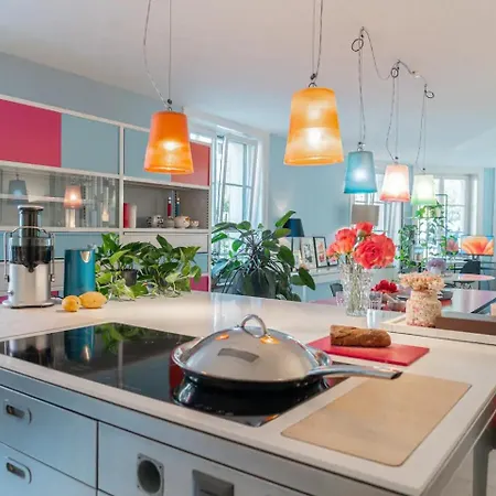 Apartment Stylish Garden-gem By Lake: Pet-friendly &
