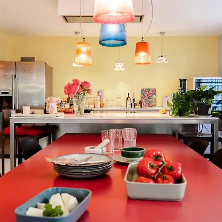 Stylish Garden-gem By Lake: Pet-friendly & アパート チューリッヒ