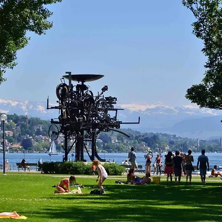 Stylish Garden-gem By Lake: Pet-friendly & チューリッヒ