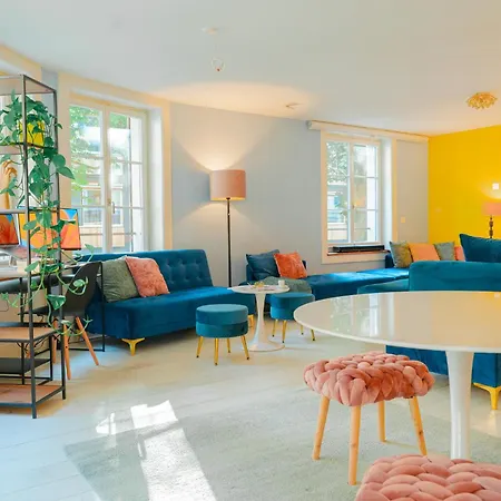 Stylish Garden-gem By Lake: Pet-friendly &