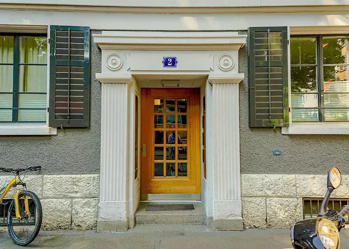 Апартаменти Stylish Garden-gem By Lake: Pet-friendly &